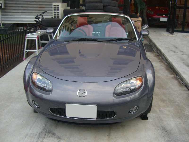 タイヤ交換なら大阪のよつばタイヤ！兵庫・京都からもアクセス良好！持ち込みタイヤ交換店なら大阪のよつばタイヤ！