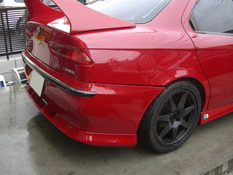 タイヤ交換なら大阪のよつばタイヤ！兵庫・京都からもアクセス良好！持ち込みタイヤ交換店なら大阪のよつばタイヤ！