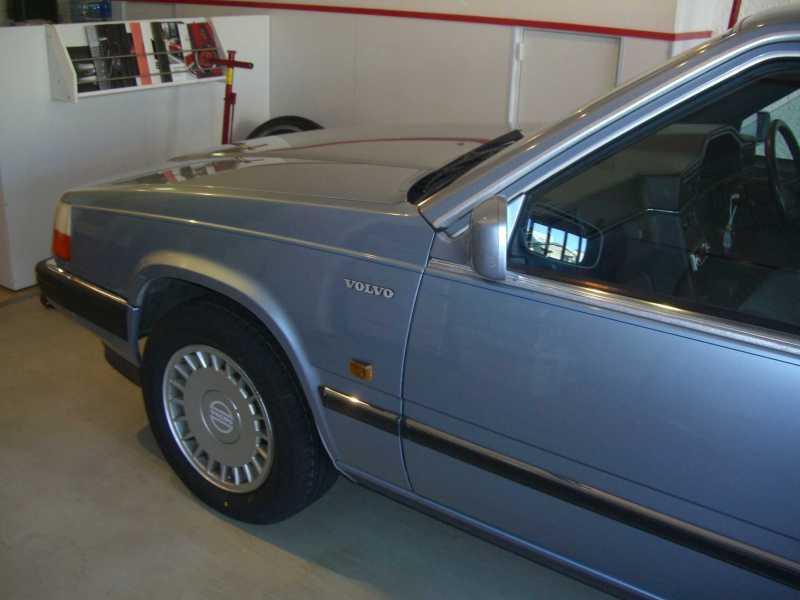 タイヤ交換なら大阪のよつばタイヤ！兵庫・京都からもアクセス良好！持ち込みタイヤ交換店なら大阪のよつばタイヤ！