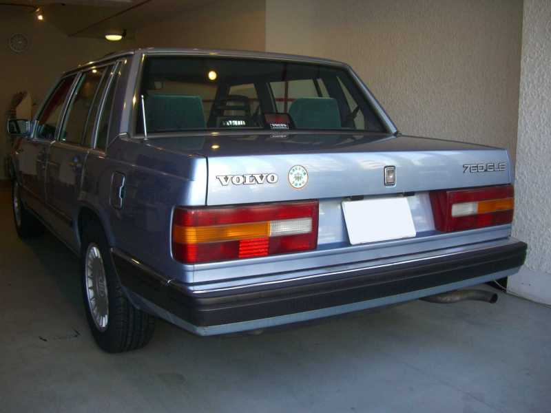 タイヤ交換なら大阪のよつばタイヤ！兵庫・京都からもアクセス良好！持ち込みタイヤ交換店なら大阪のよつばタイヤ！