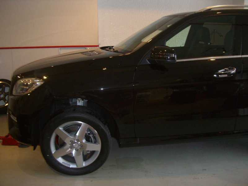 タイヤ交換なら大阪のよつばタイヤ！兵庫・京都からもアクセス良好！持ち込みタイヤ交換店なら大阪のよつばタイヤ！