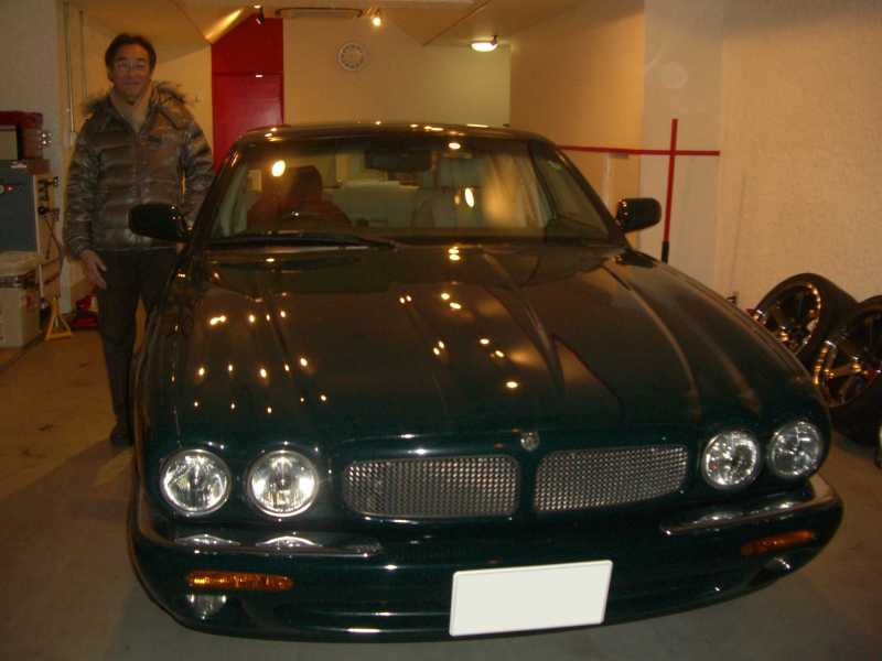 タイヤ交換なら大阪のよつばタイヤ!兵庫・京都からもアクセス良好!持ち込みタイヤ交換店なら大阪のよつばタイヤ!