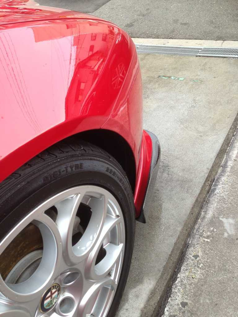 タイヤ交換なら大阪のよつばタイヤ！兵庫・京都からもアクセス良好！持ち込みタイヤ交換店なら大阪のよつばタイヤ！